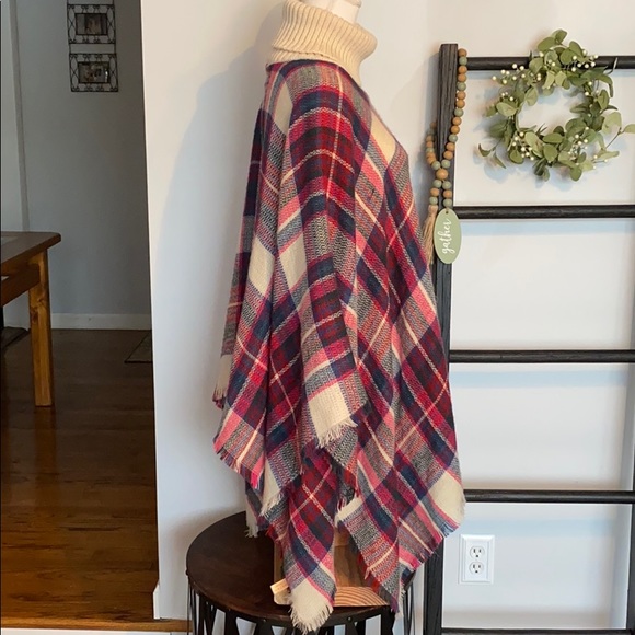 JANICE RED PLAID TURTLENECK PONCHO - Picture 9 of 11